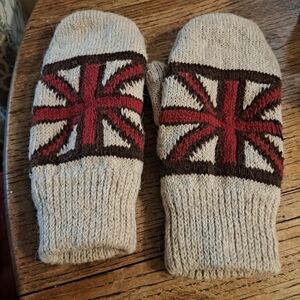 Union Jack Mittens Gloves purchased in England